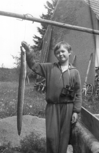 Dcera Ivana s úhořem, Lnáře, 70. léta