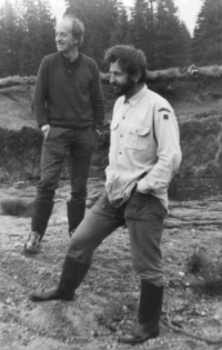 Miloslav Nevrlý s Gustavem Ginzelem na Jizerce 1975