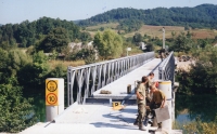 Nový most postavený českými a britskými ženisty u Blatné