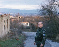 Petr Rosmanik, pohled z Hambarine na Prijedor, leden 1998