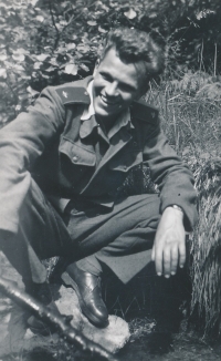 Zdeněk Beránek, základní vojenská služba, konec 50. let 20. století