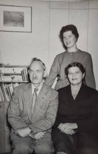 Dagmar Popeláková s rodiči