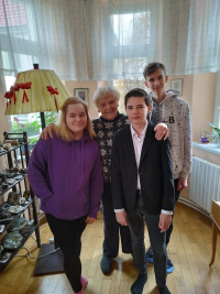 Tamara Kobosilová s žákovským týmem