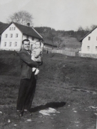 Dominik Paulovič with his daughter, Dolní Morava, 1962