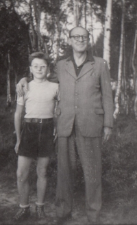 Bruno Fischer s otcem v roce 1959