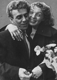 Svatební foto Halounových z roku 1950