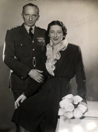 Manželé Karel a Růžena Marešovi, rok 1946