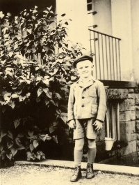 První den Miroslava Jecha ve škole 