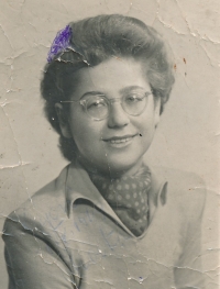 Marta Klicperová Neužilová v roce 1949