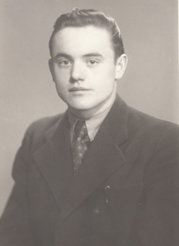 Manžel Naděje Dlouhé René, konec čtyřicátých let