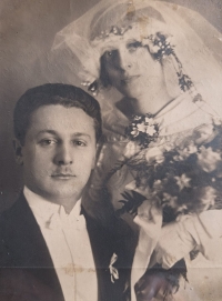 Dědeček Ladislav Kremlička s manželkou Marií, 20. léta 20. století