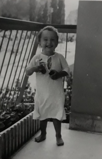 V dětství