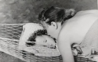 Malá Kateřina Blumová s maminkou