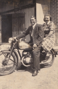 Rodiče pamětníka Růžena a František Pavlů, 1946