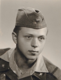 Jako voják základní vojenské služby, 1962