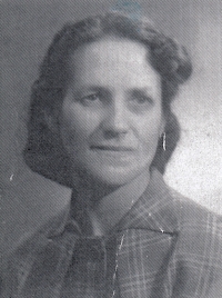 Matka Jarmila (druhá polovina 40. let)