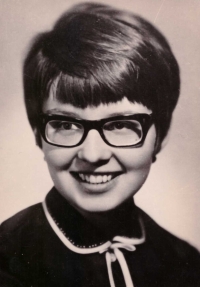 Pavla Dostálová, 15 let, rok 1964