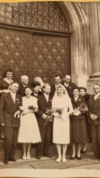 Svatební fotografie Marie Koukalové, březen 1961
