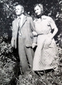 Rodiče Josefa Bábka Rostislav Bábek a Božena Bábková, roz. Zacpalová, 1957