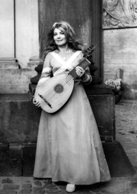 Eva Mikešová, asi začátek 80. let