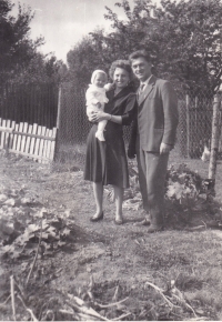 Hildegarda Stříbná s manželem a dcerou, 60. léta