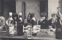 Večírek po vernisáži v Litovli, 70. léta