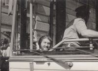 Převoz od soudu ve spálené ulici do vazby na Ruzyni, 1987.