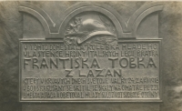 Památeční cedule na domě čp 2 Františka Tobka v Lažanech