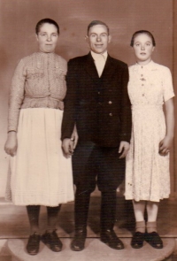 Matka, otec a Marie, asi 1950