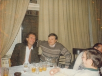 Boleslav Polívka (vlevo) a Vítězslav Tichý na festivalu Filmový smích v Rychnově nad Kněžnou v roce 1993