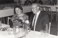 S manželkou Marií na oslavě, asi rok 2000