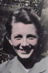 Drahomíra Stehlíková zhruba ve věku 16 let