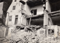 Přestavba jižní strany náměstí v Českém Krumlově, 1975