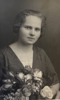 Marie Zachová, matka pamětníka
