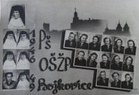 Sestra Bohdana, ještě jako Božena Kotková, na tablu školy pro ženská povolání v Bojkovicích, kterou navštěvovala v letech 1946-1949