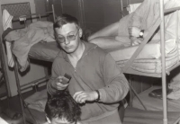 Pavel Hroznata Adamec během vojenské služby, 1985–1987