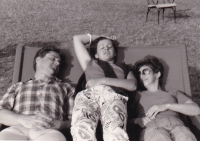 S manželkou a dcerou Věrou na dovolené v Maďarsku, 1985