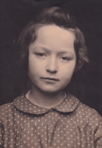 Marta Chlupáčová v roce 1941