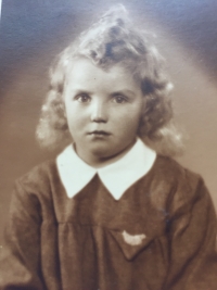 Marta Ernyeiová, 40. léta 20. století