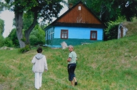 Libuše Nidetzká v roce 2011 během návštěvy rodné obce Suchowce na Volyni