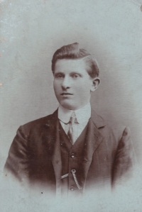 Dědeček pamětnice Jan Kunášek, okolo roku 1902