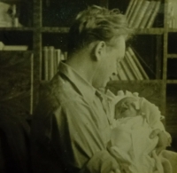 Otto Fidor s otcem Milanem Fidorem, Olomouc, 1951