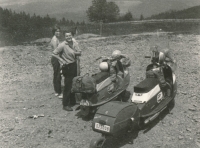 Kamila Hnátová se  svým nastávajícím, 1962