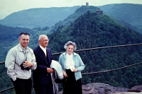 Joe Vítovec naposledy se svými rodiči v roce 1968, když se setkali v Německu, kde sloužil na základně v Ramsteinu