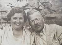 Rodiče pamětnice Marie a Leo Schochovi, 30. léta 20. století