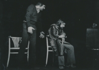 S bratrem Jiřím v inscenaci hry Krédo je na kredenci (hráno v Rubínu a v klubech od roku 1977), text hry vyšel v samizdatovém Dialogu