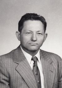 Augustin Navrátil (1928–2003), autor petice Podněty katolíků k řešení situace věřících občanů (1988)