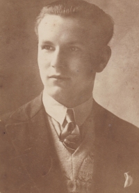Pamětník jako mladý muž