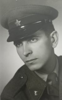 Manžel Zuzany Motlové na vojně