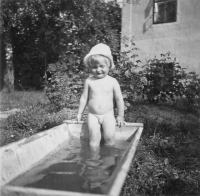 Jiří Sklenička jako dítě, 30. léta 20. století